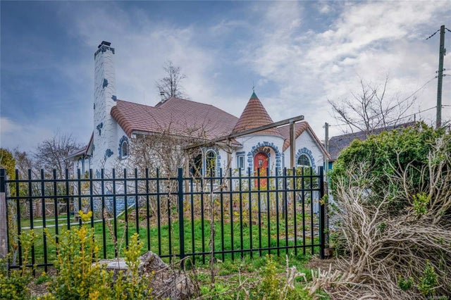 4 of 56 - 2957 Oak St, Chemainus, BC