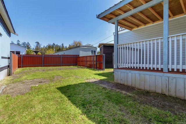 2 of 31 - 1753 Cecil St 109, Crofton, BC