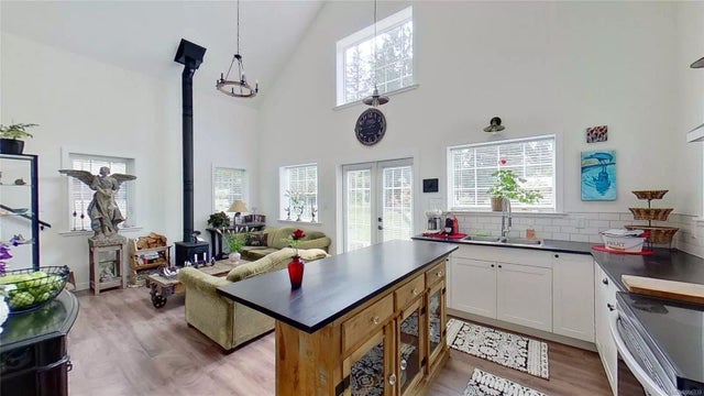 5 of 34 - 630 Pinewood Rd, Gabriola Island, BC