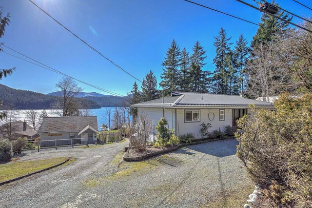 2 of 76 - 10150 Youbou Rd, Youbou, BC