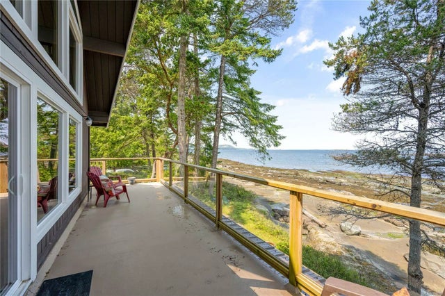 3 of 77 - 340 Lloyd Cres, Gabriola Island, BC