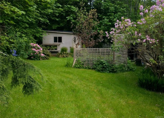 2 of 30 - 1185 Suzanne Ave, Gabriola Island, BC