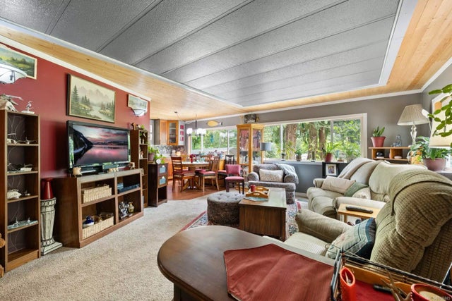 3 of 37 - 8349 Newcastle Rd, Fanny Bay, BC