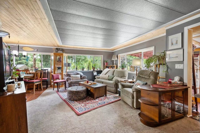 4 of 37 - 8349 Newcastle Rd, Fanny Bay, BC