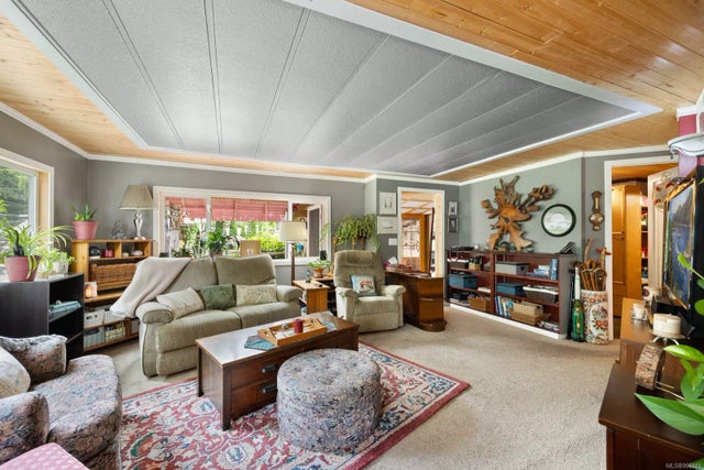 5 of 37 - 8349 Newcastle Rd, Fanny Bay, BC