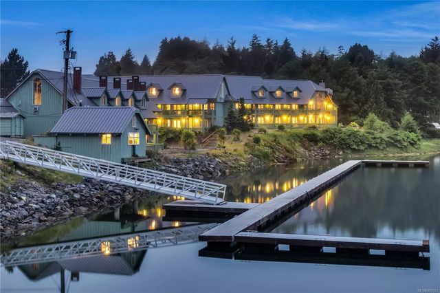 2 of 17 - 1958 Peninsula Rd, Ucluelet, BC
