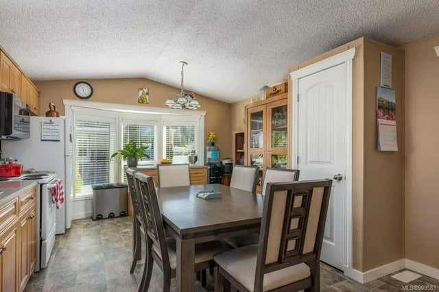 5 of 27 - 1050 Bowlby Rd 3, Errington, BC