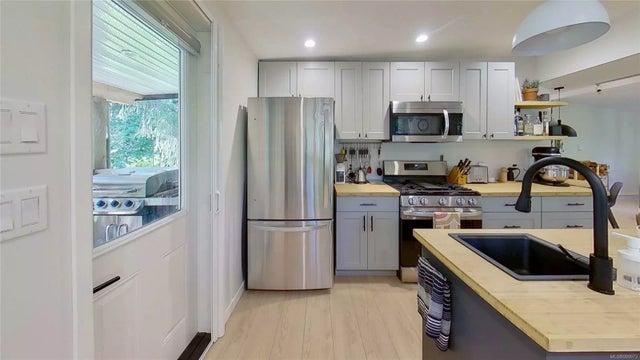 5 of 46 - 680 Crestwood Rd, Gabriola Island, BC