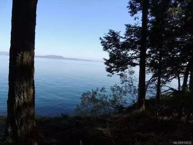 5 of 18 - 1244 Greenleaf Lane, Sidney Island, BC