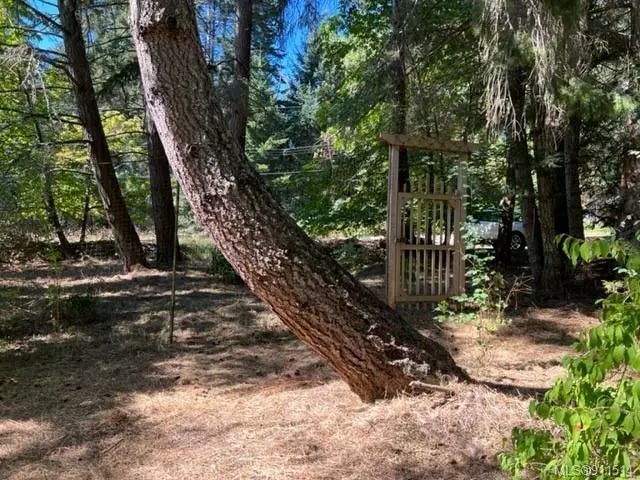 2 of 13 - 1890 Starfish Pl, Gabriola Island, BC