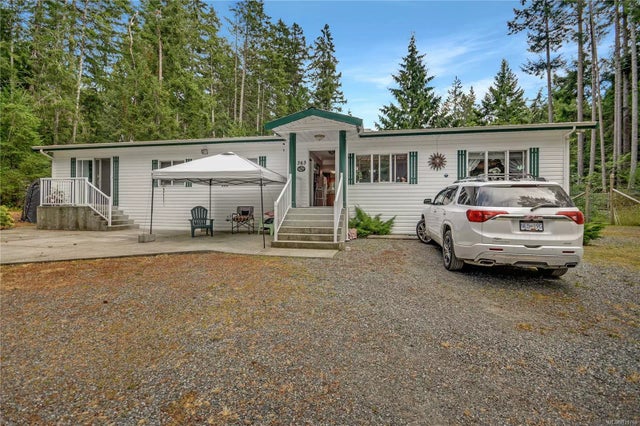 2 of 67 - 363 Lyngail Pl, Gabriola Island, BC