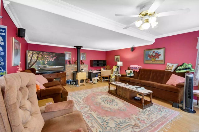 4 of 67 - 363 Lyngail Pl, Gabriola Island, BC