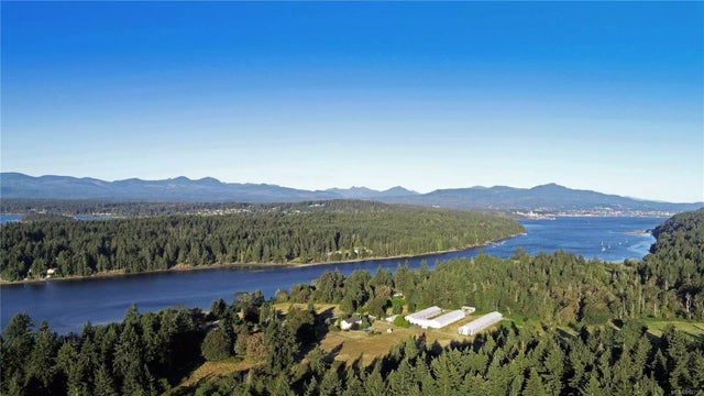 2 of 10 - 1828 Sea Urchin End, Gabriola Island, BC