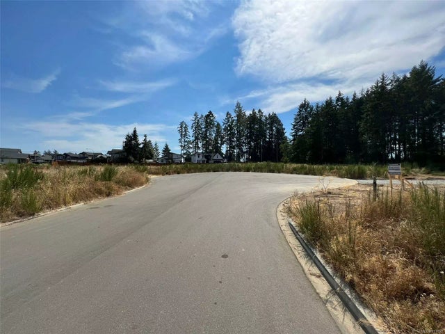 2 of 9 - 4585 Galdwell Rd, Cowichan Bay, BC