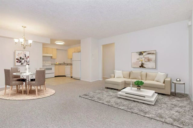 1 of 40 - 2951 Oak St 102c, Chemainus, BC