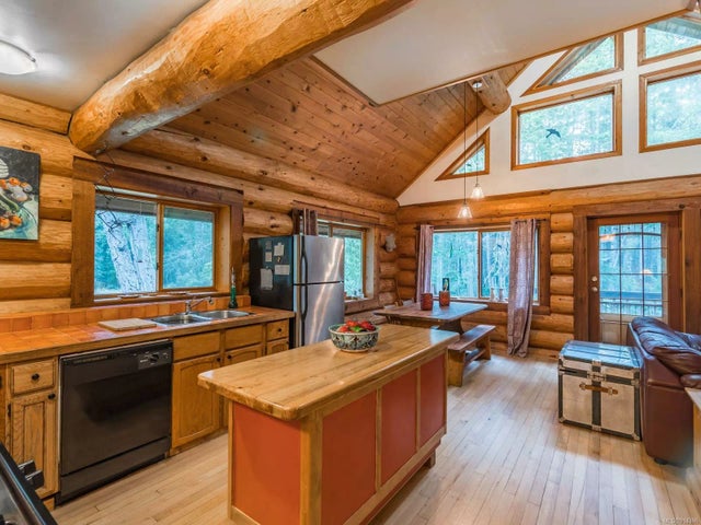 3 of 47 - 1475 Cresta Roca Rd, Gabriola Island, BC