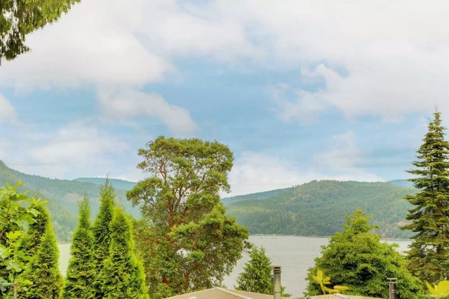 1 of 35 - 4544 Lanes Rd 11, Cowichan Bay, BC