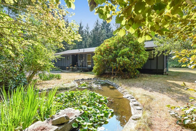 2 of 58 - 339 Bates Dr, Fanny Bay, BC