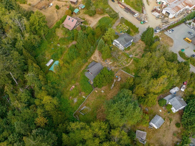 5 of 98 - 395 Station Rd, Fanny Bay, BC