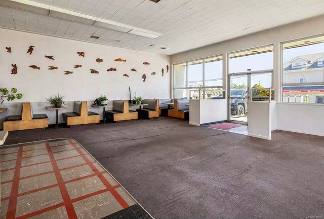 5 of 29 - 8124 & 8126 York Ave, Crofton, BC