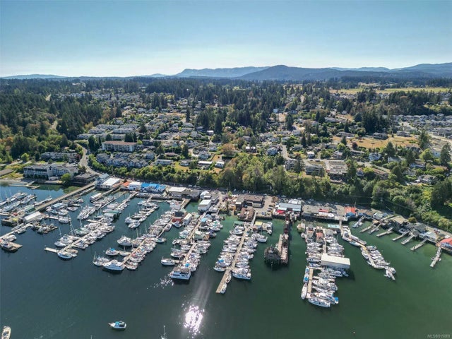 2 of 74 - 1740 Wilmot Rd, Cowichan Bay, BC