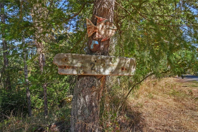 2 of 44 - 3280 South Rd, Gabriola Island, BC