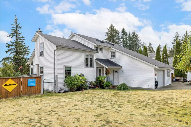 1 of 66 - 7974 Babine Pl, Crofton, BC