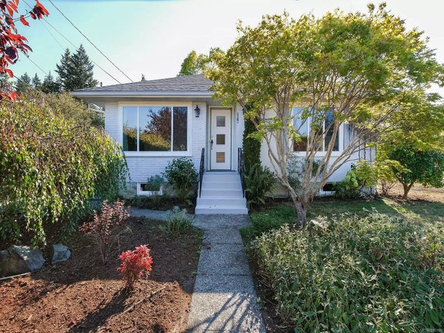 1 of 24 - 2876 Josephine St, Chemainus, BC