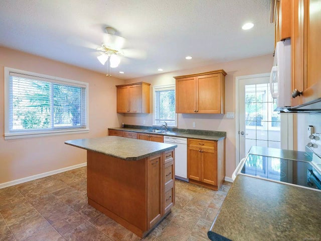 4 of 24 - 2876 Josephine St, Chemainus, BC