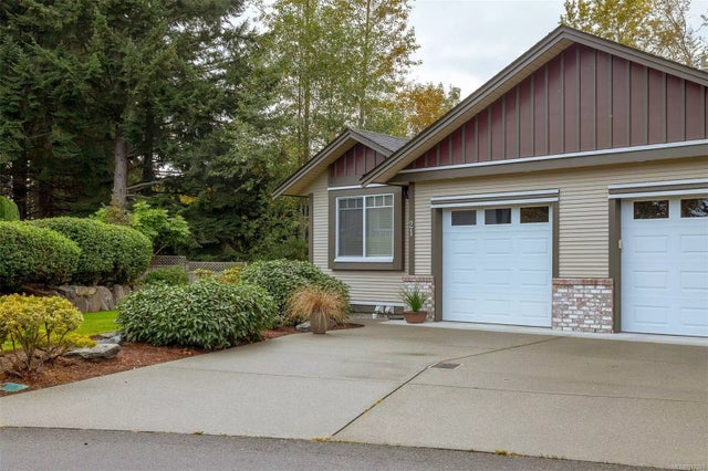 2 of 36 - 3110 Cook St 21, Chemainus, BC