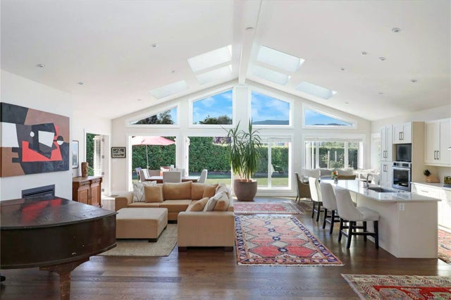 1 of 75 - 7631 Tozer Rd, Fanny Bay, BC