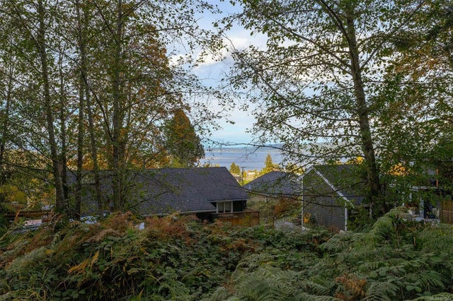 3 of 69 - 7957 Osborne Bay Rd, Crofton, BC