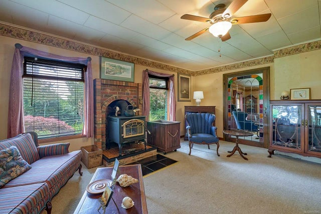 4 of 35 - 8254 Island Hwy S, Fanny Bay, BC