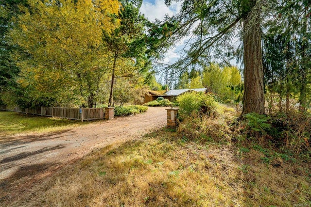 1 of 46 - 1114 Dobler Rd, Errington, BC