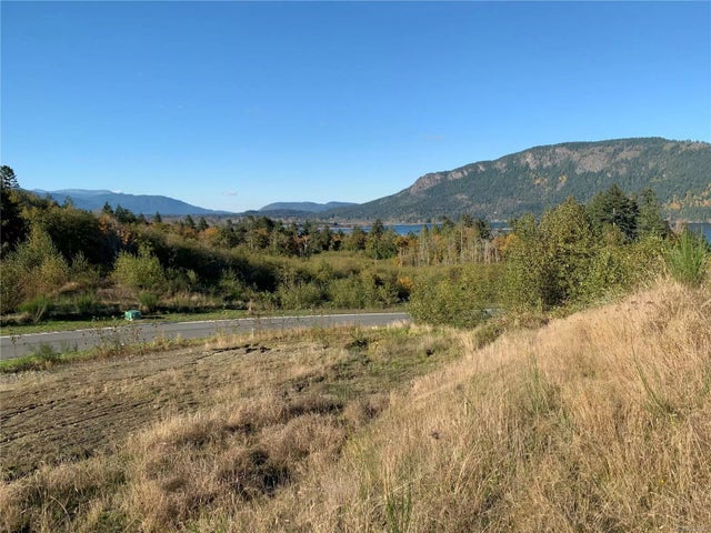 1 of 6 - Lot 5 Vee Rd, Cowichan Bay, BC