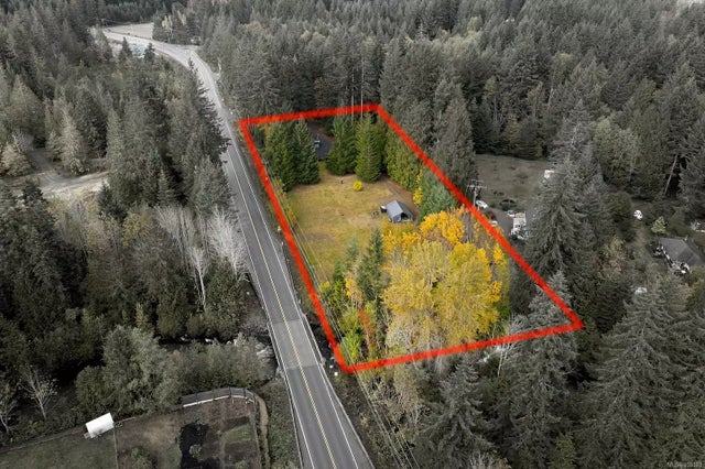 2 of 45 - 417 Stelling Rd, Fanny Bay, BC