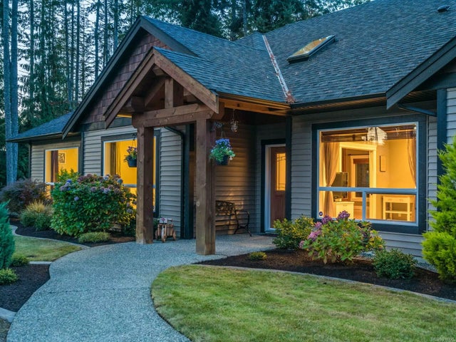 1 of 67 - 1389 Leffler Rd, Errington, BC