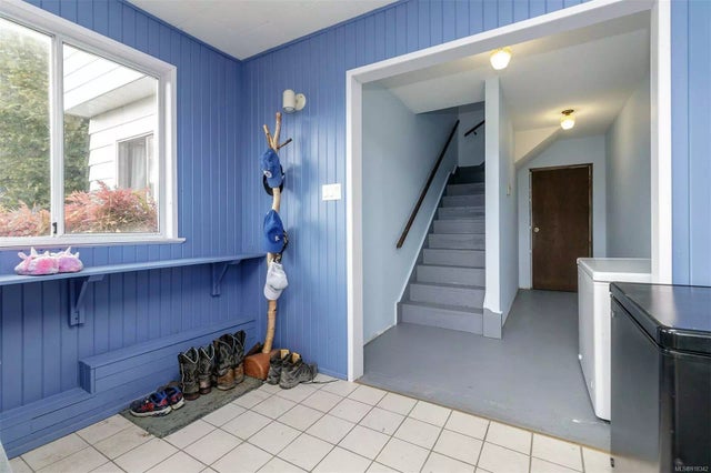 3 of 46 - 8030 York Ave, Crofton, BC