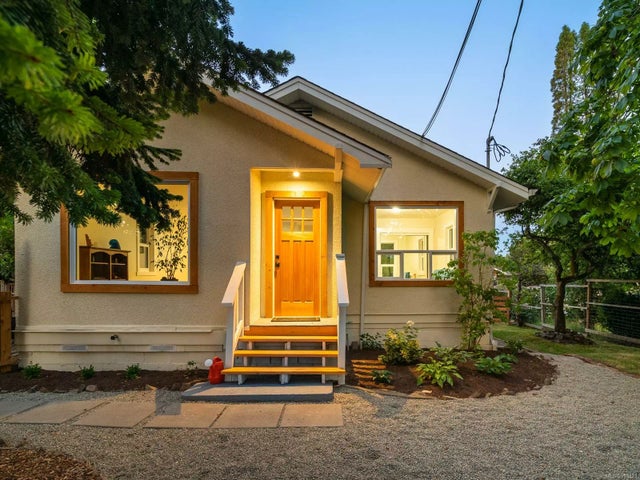 2 of 61 - 9309 Chemainus Rd, Chemainus, BC