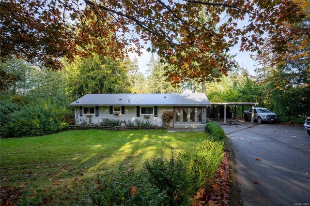 1 of 45 - 1443 Chilco Rd, Crofton, BC