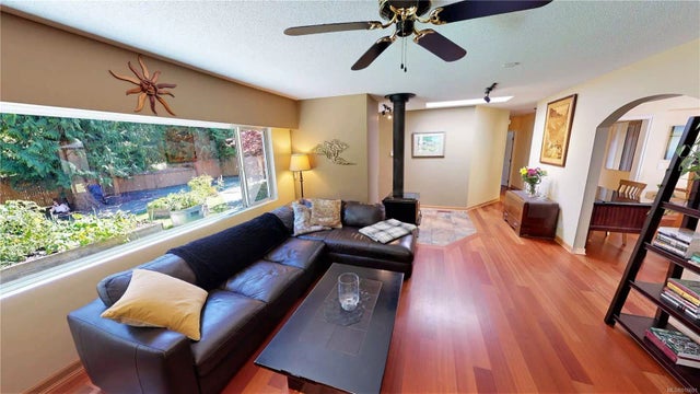 5 of 11 - 711 Carr Blvd, Gabriola Island, BC