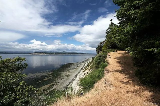 2 of 28 - 377 Evergreen Lane 86, Sidney Island, BC