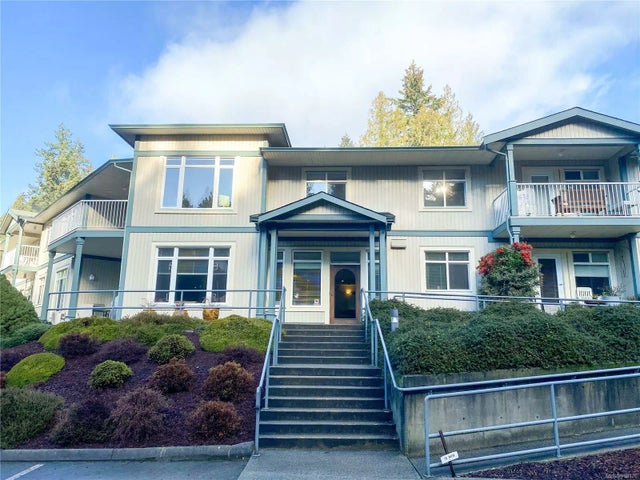 1 of 23 - 500 Argyle Lane 206, Gabriola Island, BC