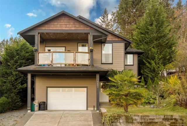 1 of 28 - 1604 Adelaide St, Crofton, BC