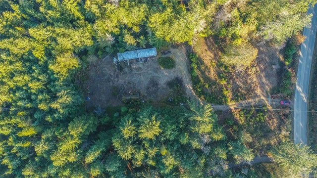 3 of 13 - 951 Englishman River Rd, Errington, BC