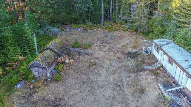 4 of 13 - 951 Englishman River Rd, Errington, BC