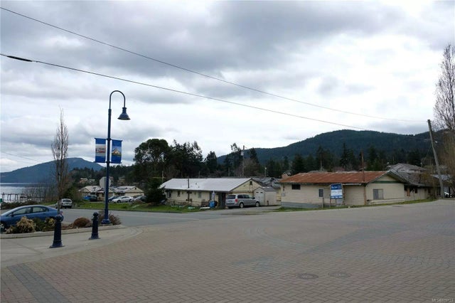 3 of 5 - 1508 Joan Ave, Crofton, BC