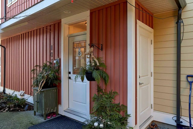 2 of 28 - 9880 Napier Pl 103, Chemainus, BC