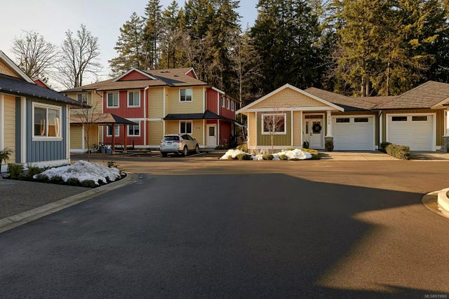 4 of 28 - 9880 Napier Pl 103, Chemainus, BC