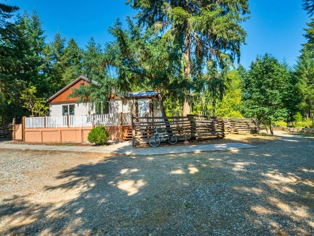 1 of 33 - 1285 Englishman River Rd, Errington, BC